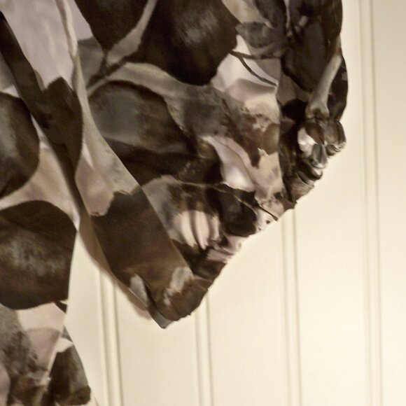 East5TH Woman, Floral Button Up *Shirt, 3X - Picture 4 of 8